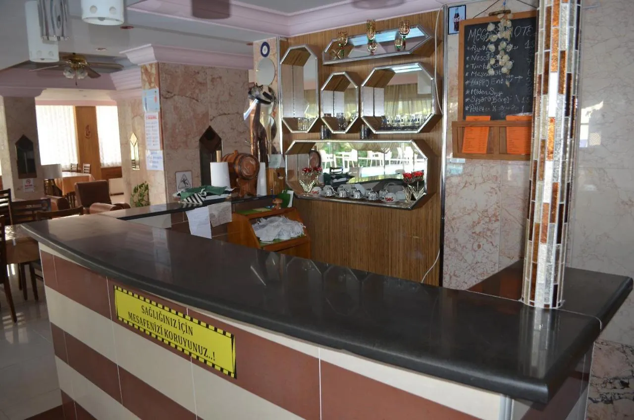 Megas Hotel Ayvalı